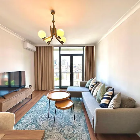 Sisli Modern Residence, 2 Bedroom Apartments, 250m Metro Station Apartment Istanbul