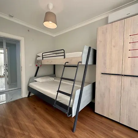 Sisli Modern Residence, 2 Bedroom Apartments, 250m Metro Station Apartment Istanbul