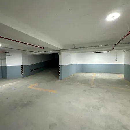 Sisli Modern Residence, 2 Bedroom Apartments, 250m Metro Station Istanbul